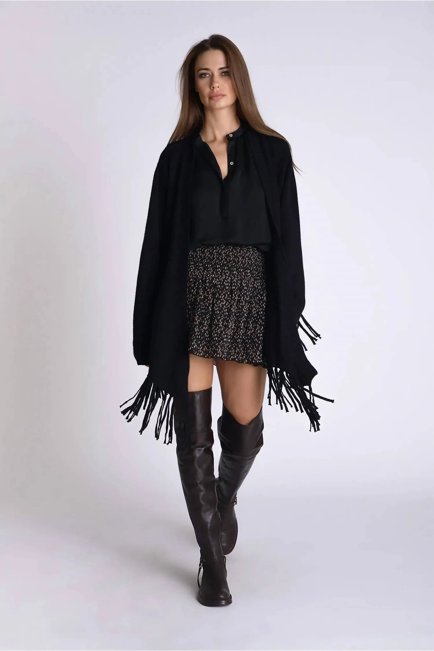 ANGEL CARDI W/ FRINGES