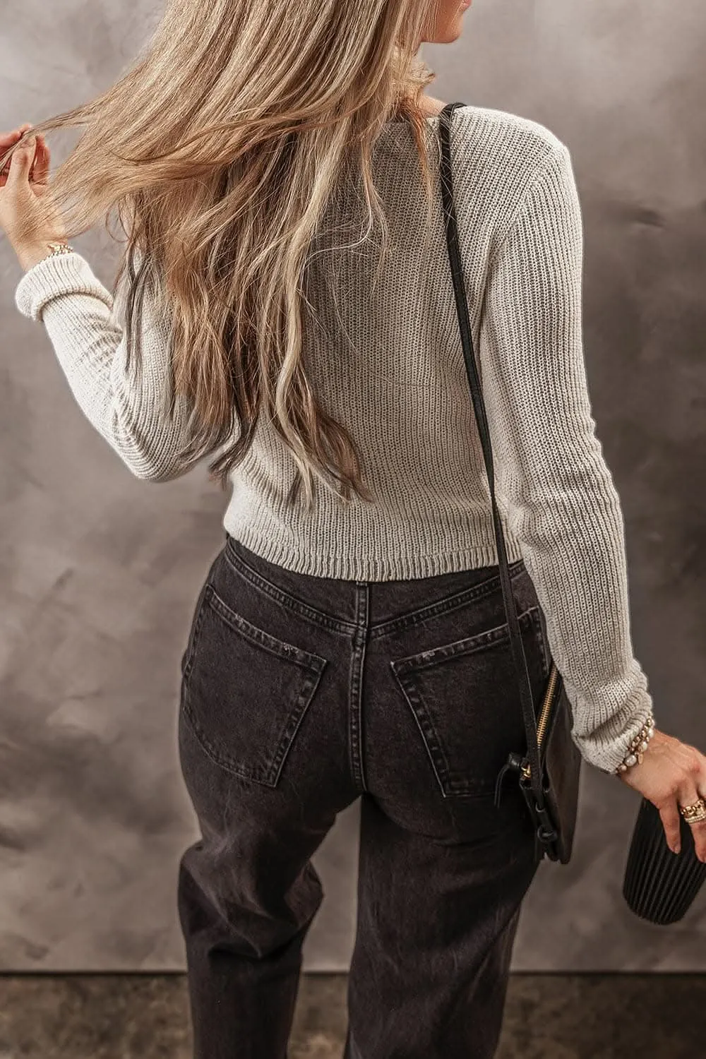 Chic v-neck cropped cardigan