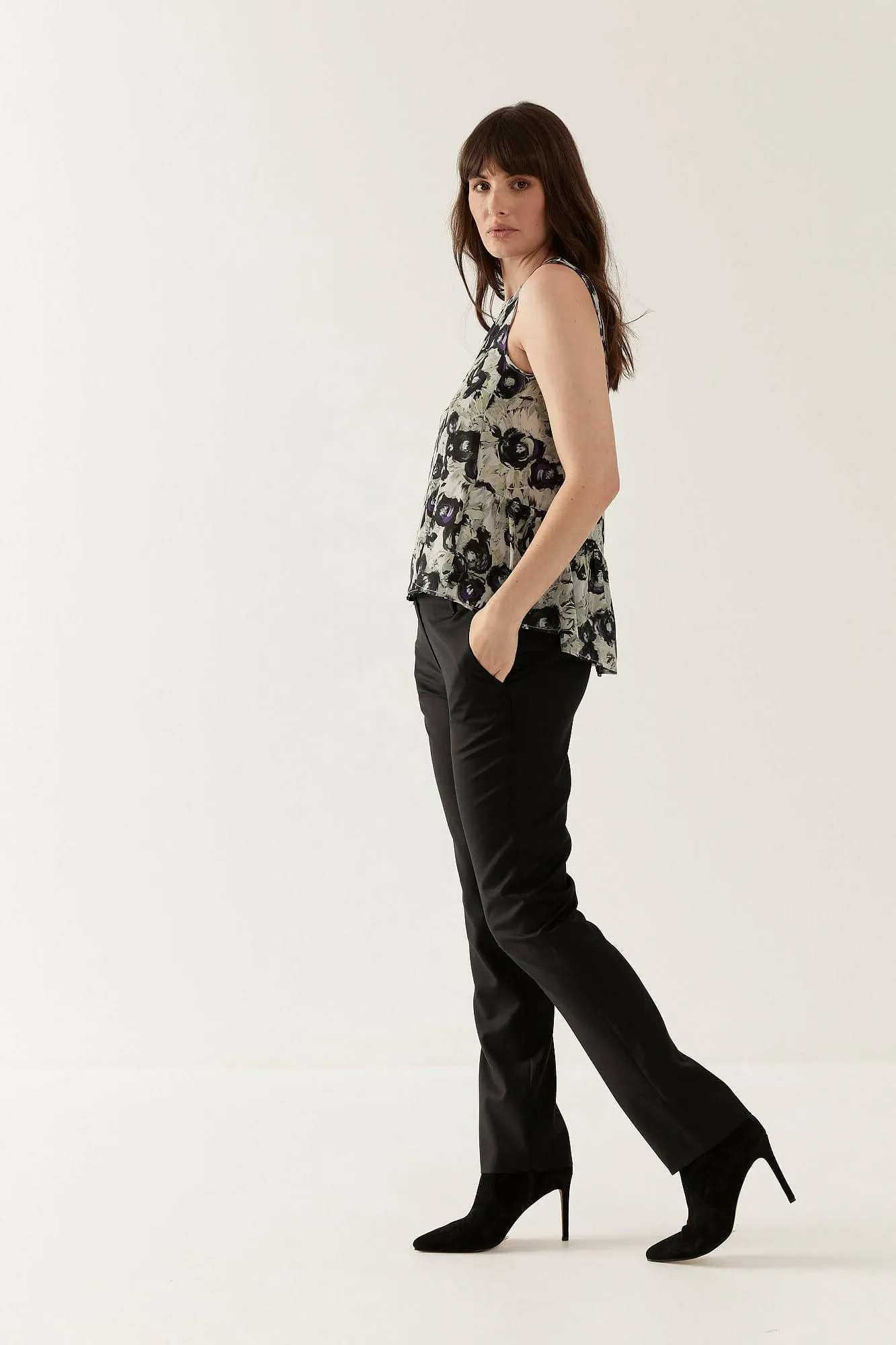 Elizabeth Trouser in Black Tropical Weight Wool