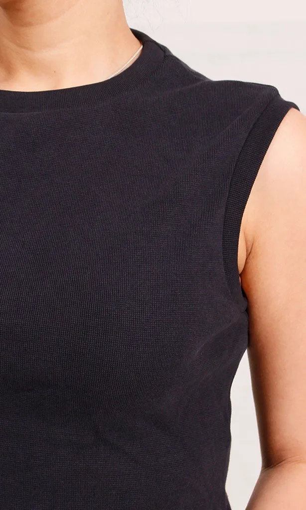 R207245 - Ribbed Sleeveless Cropped Tank Top - Navy Blue