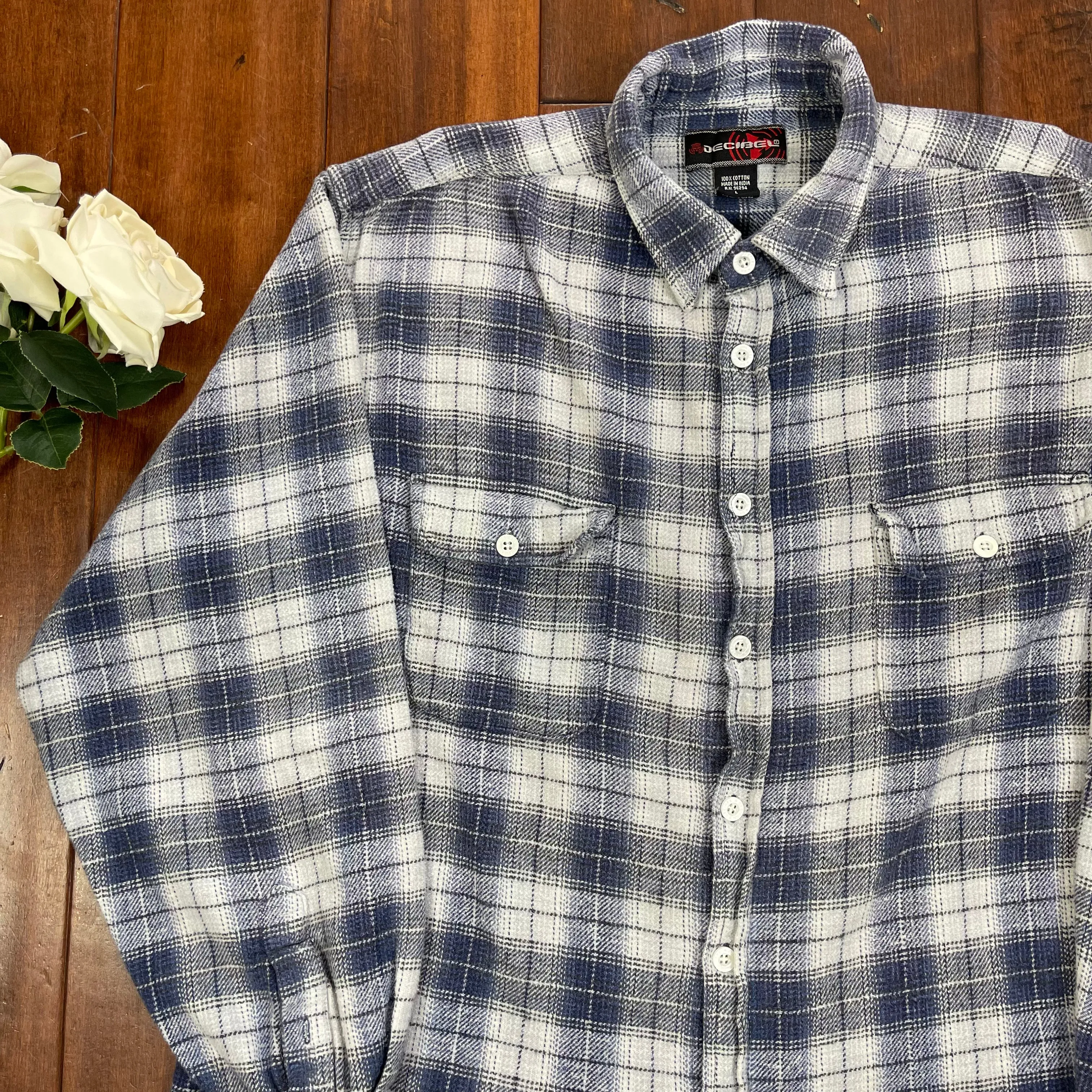 VINTAGE Y2K FLANNEL BUTTON-UP