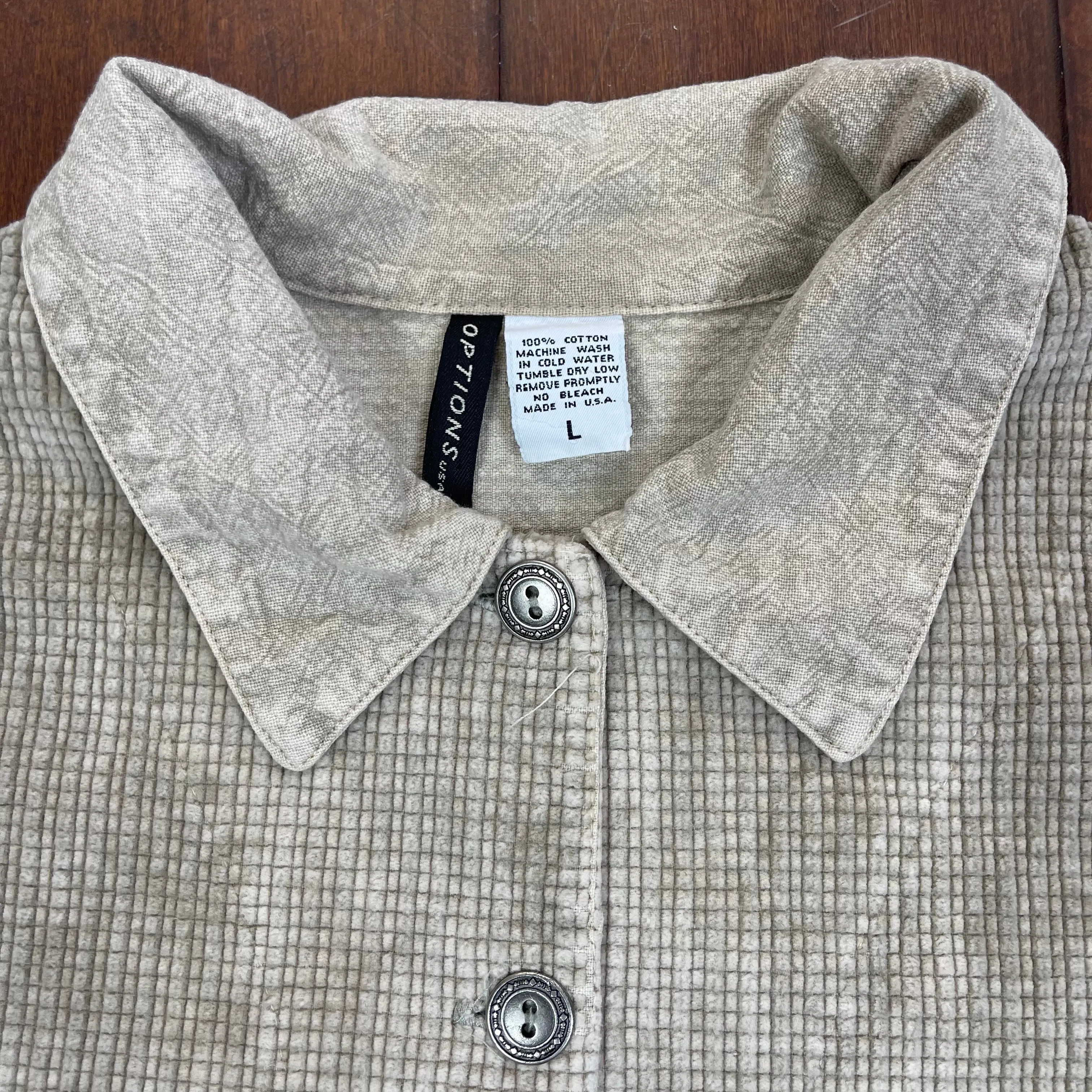 VINTAGE Y2K RIBBED BUTTON-UP